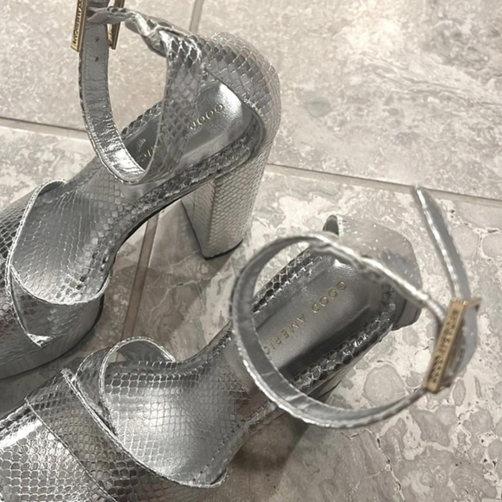 Good American Snake Embossed Platform High Heel Sandals in Silver, 6.5 NWT $185