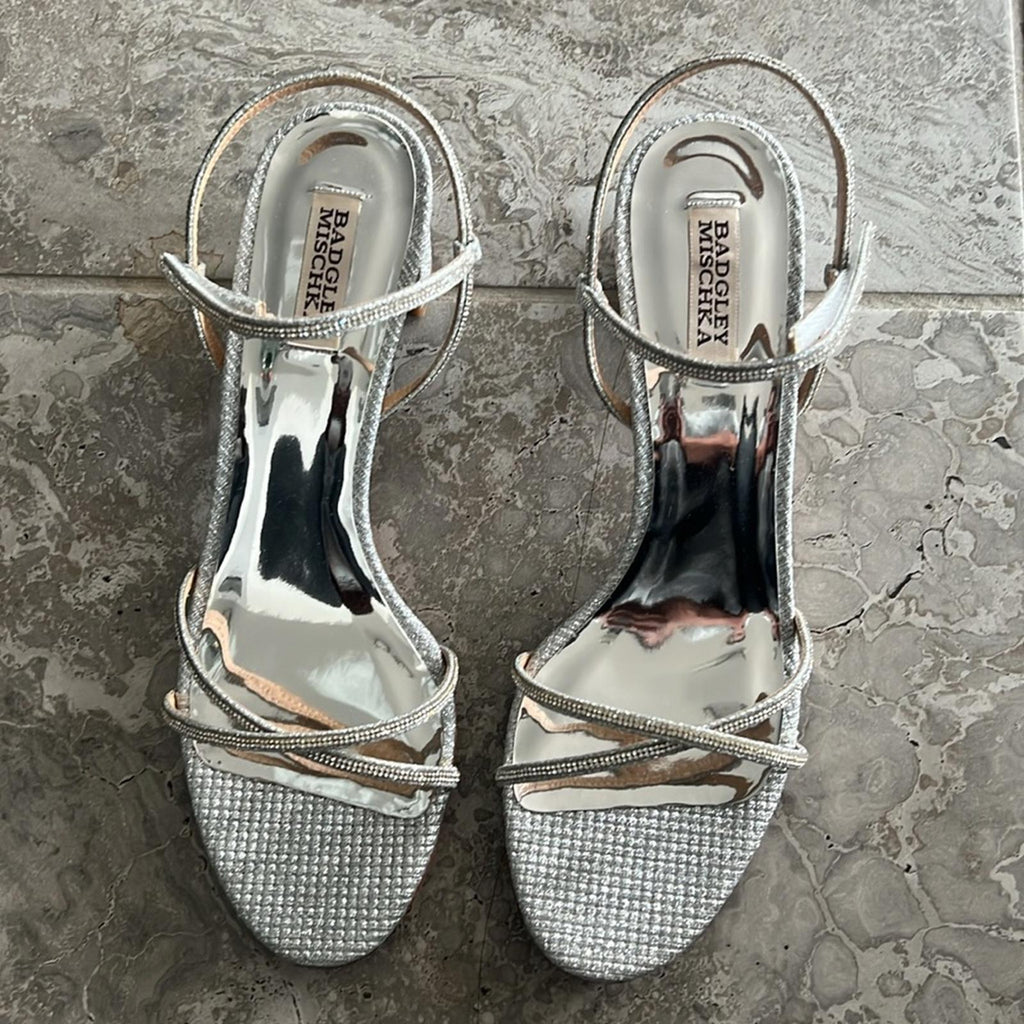Badgley Mischka Ultima Strappy Block Heel Sandals in Silver, Size 11 New in Box