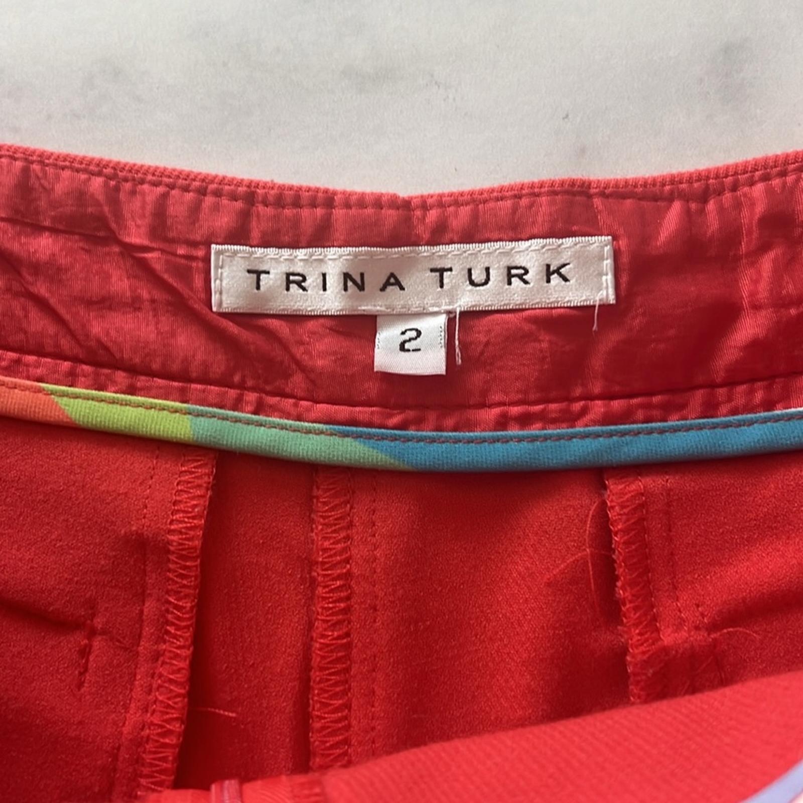 Trina Turk Shorts with Overlay, Skort Size 2 EXCELLENT!