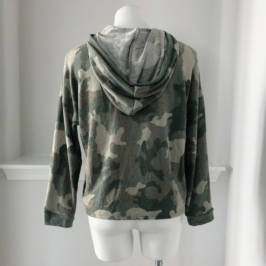 Pink Republic Hooded Sweatshirt in Camo Print, Green Size XL New w/Tag