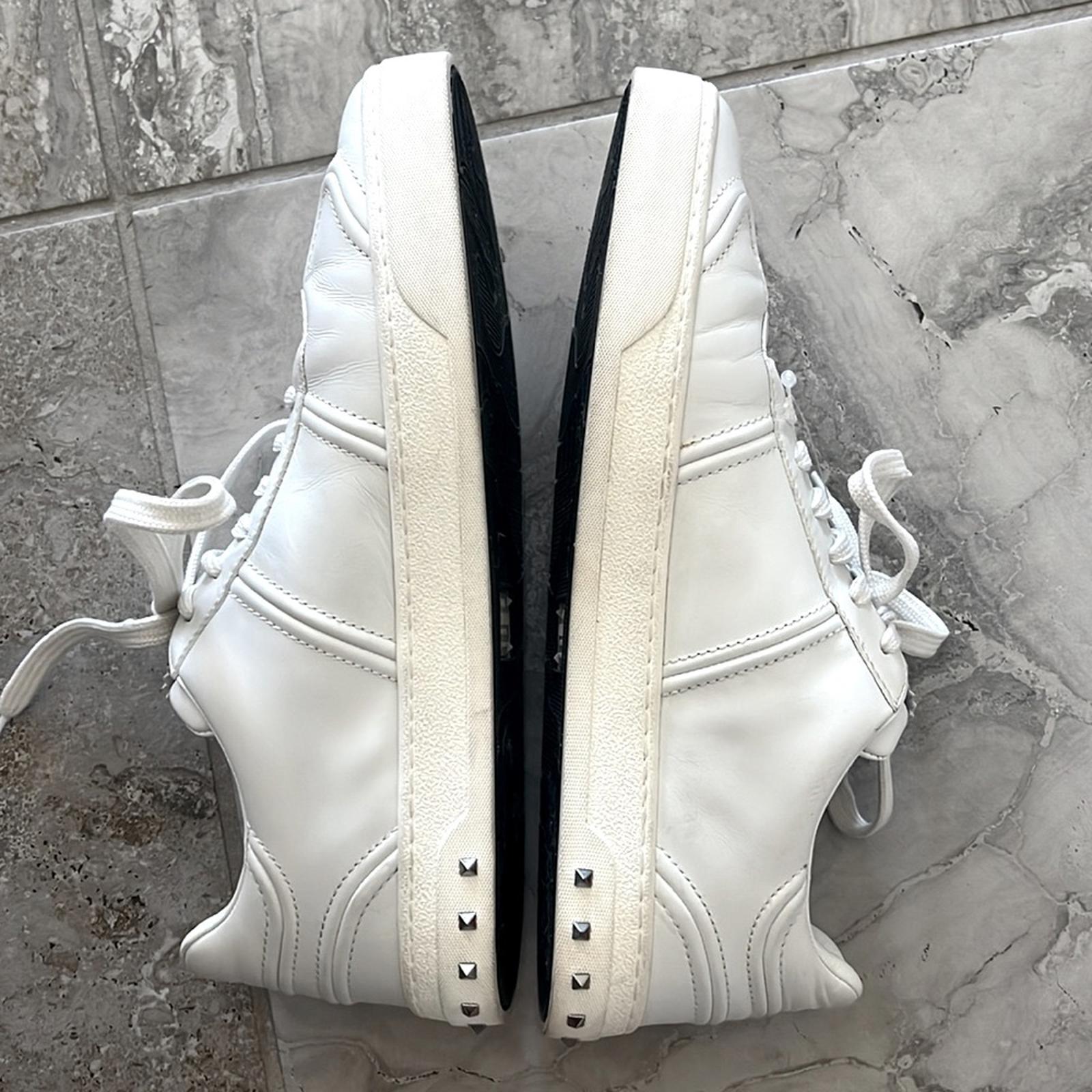 Valentino Garavani Flycrew Leather Sneakers, Size 43/9.5 Comes w/Box Excellent!