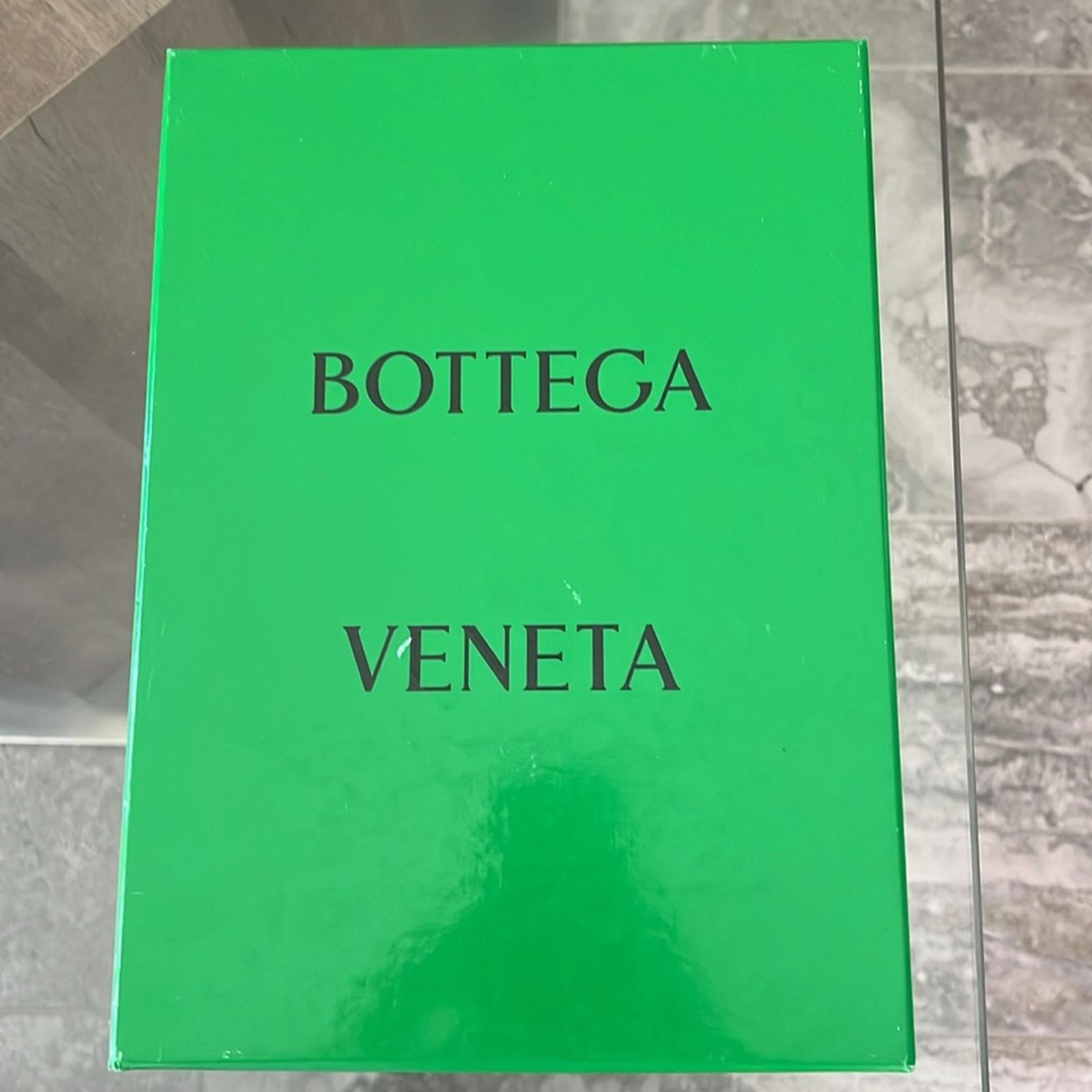 Bottega Veneta Stretch Strappy Sandals, Lounge Nappa Black Size 40.5 New $1,100