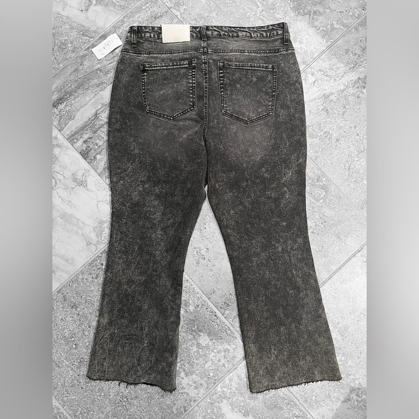 And Now This The Step Hem High Rise Cropped Jeans, Size 14W New w/Tag Retail $49