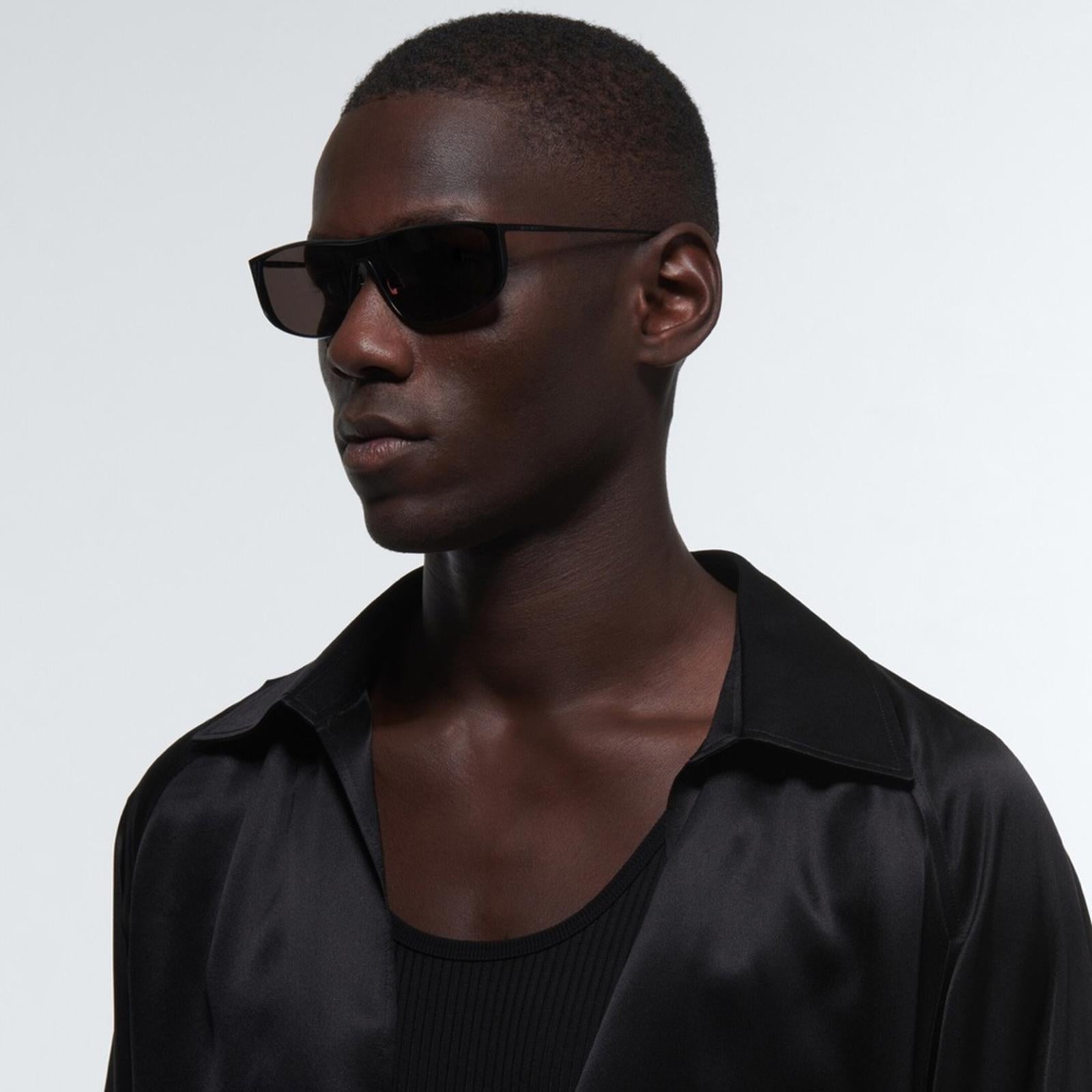 Saint Laurent 605 Luna Rectangular Sunglasses -002 99 S NEW w/Tag $740