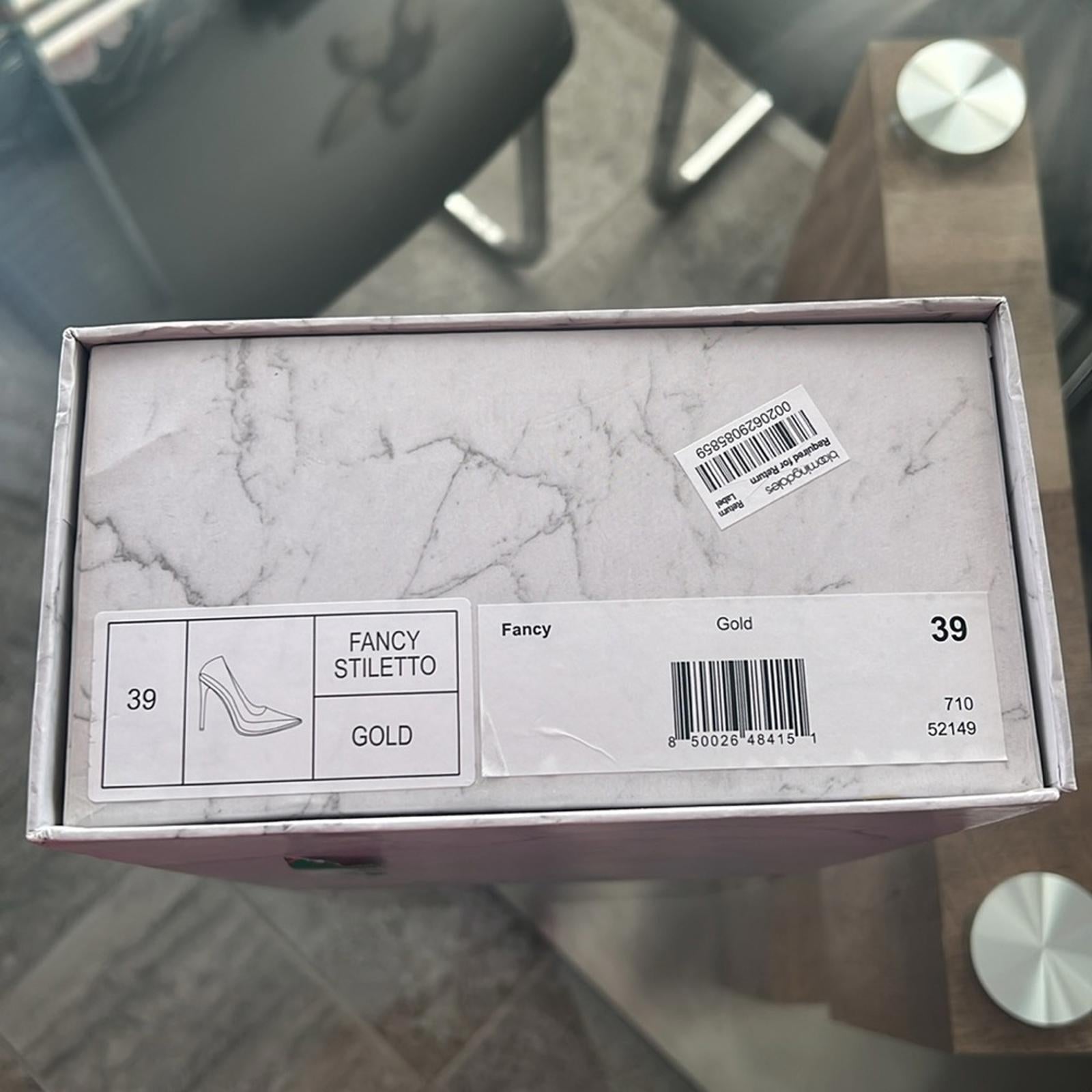 Jessica Rich Fancy Stiletto Clear Vinyl Pumps, Gold Size 39 New in Box + DustBag