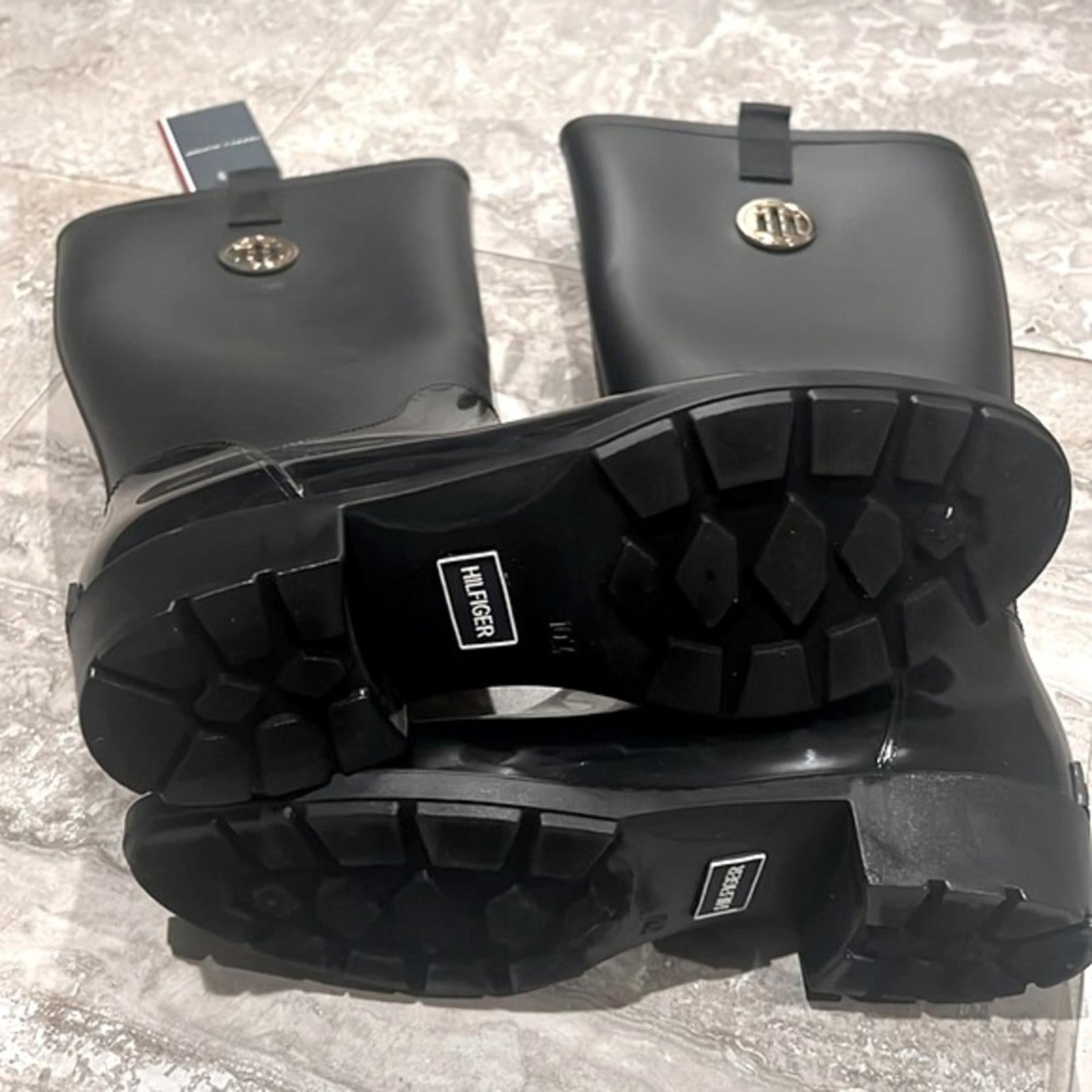 Tommy Hilfiger Karissa Rain Boots, Black Size 10 New w/Tag