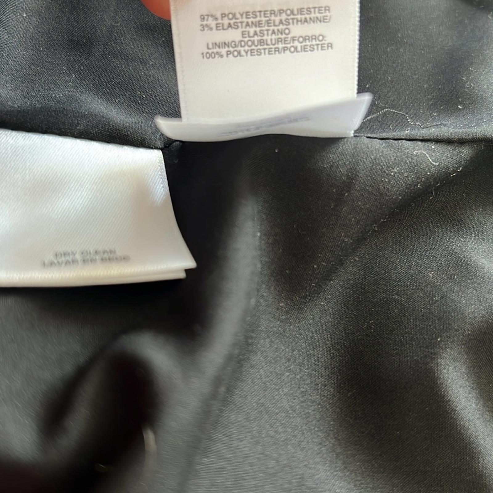 Anne Klein Two-Button Blazer in Black, Size 2 NEW w/Tag The Executive Collection