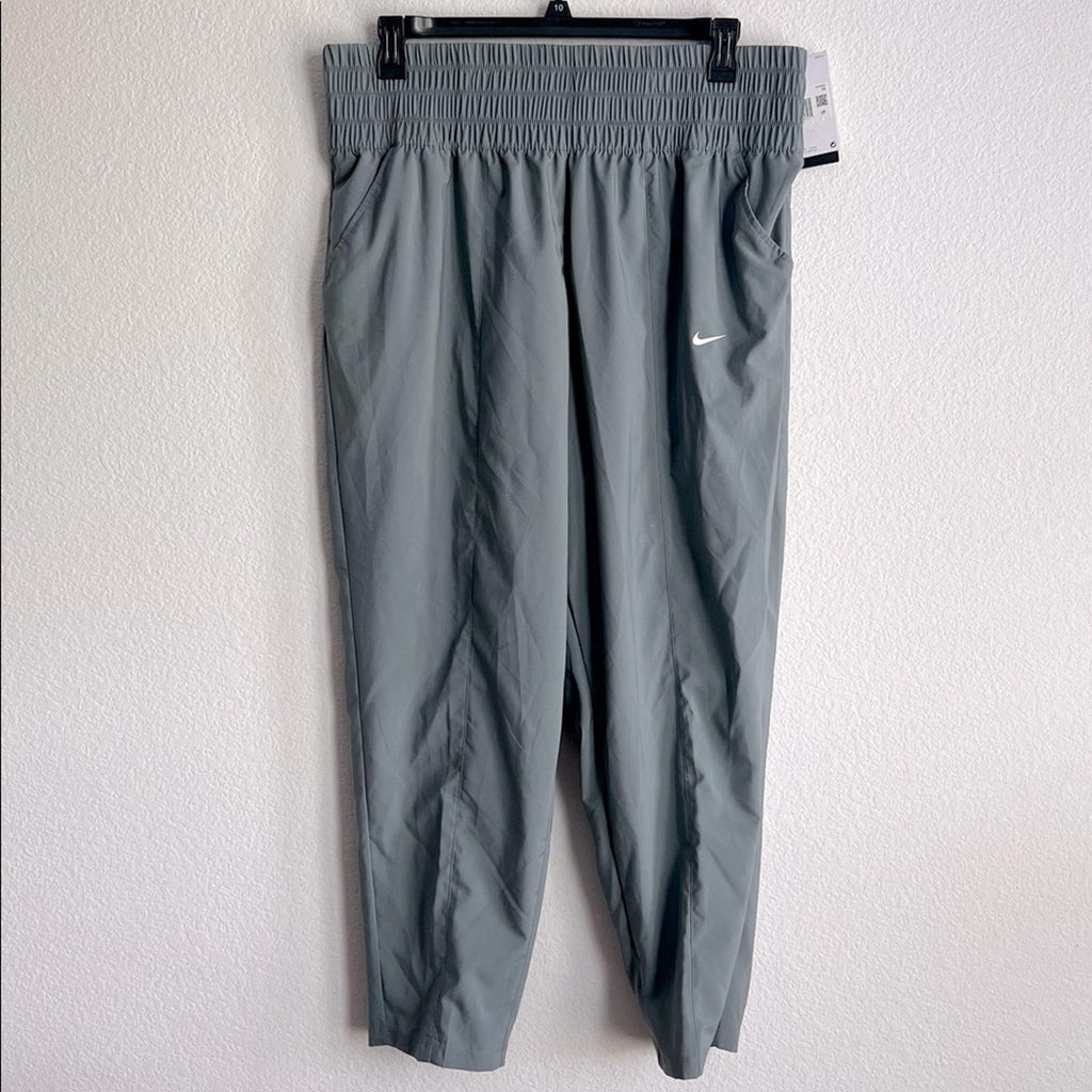Nike Dri-Fit One Ultra High Waisted Sweatpants in Smoke Grey, Plus Size 1X, NWT