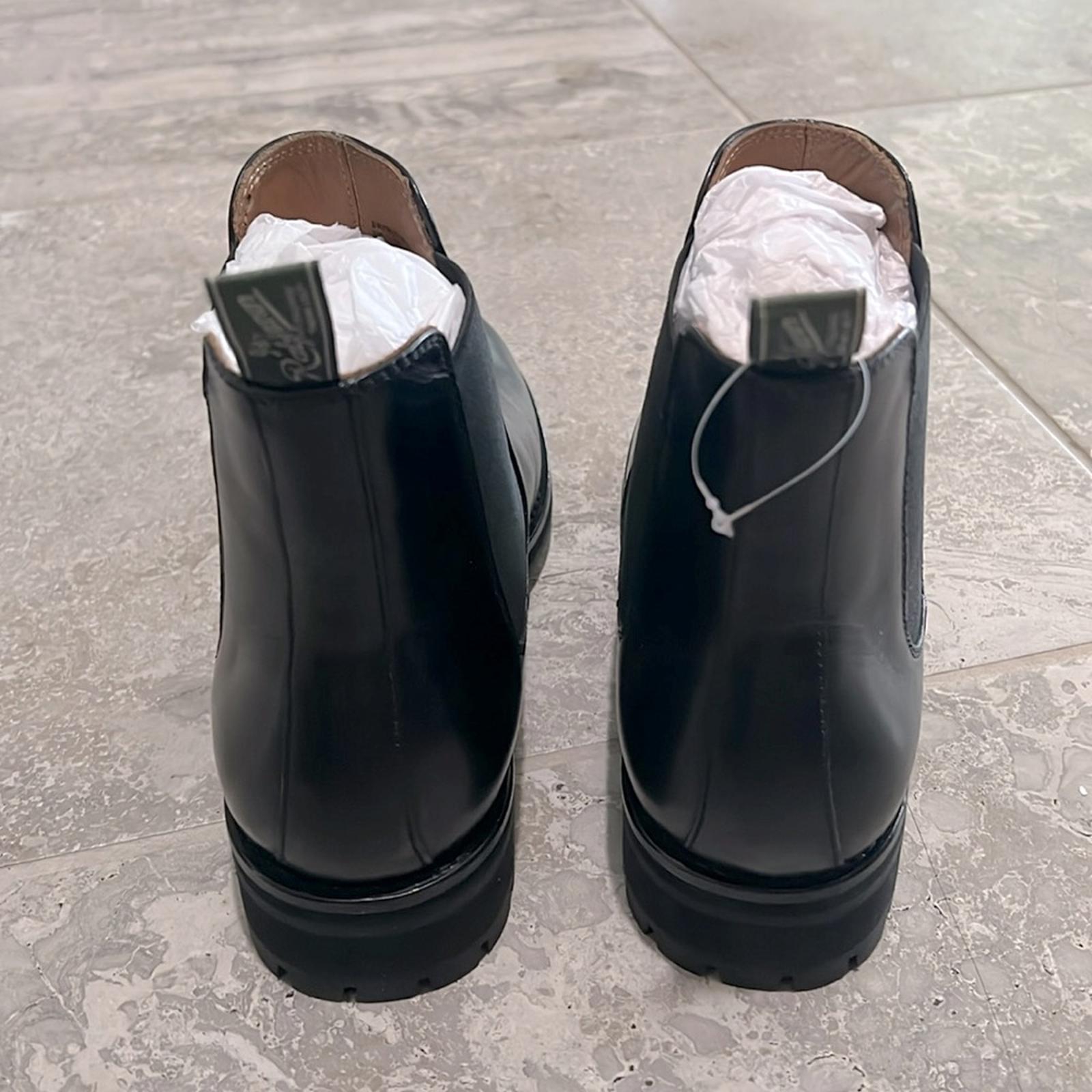 Polo Ralph Lauren Bryson Leather Chelsea Boots w/ Elastic Panels, NWT, Size 8.5