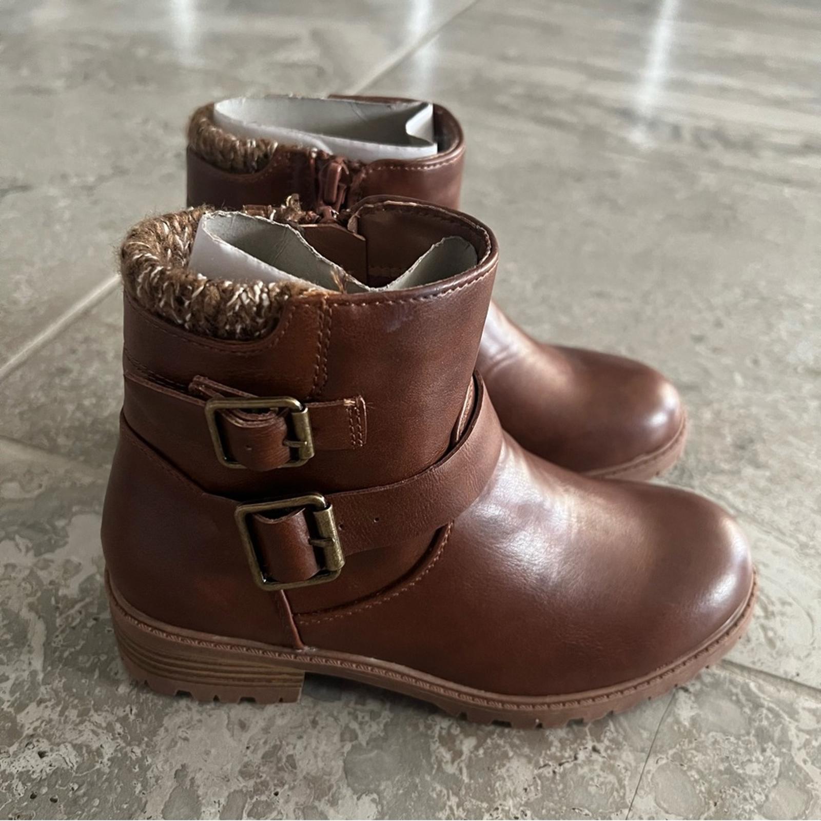 Madden Girl JKayce Brown Sweater Knit Ankle Boots with Buckle Detail, Size 1