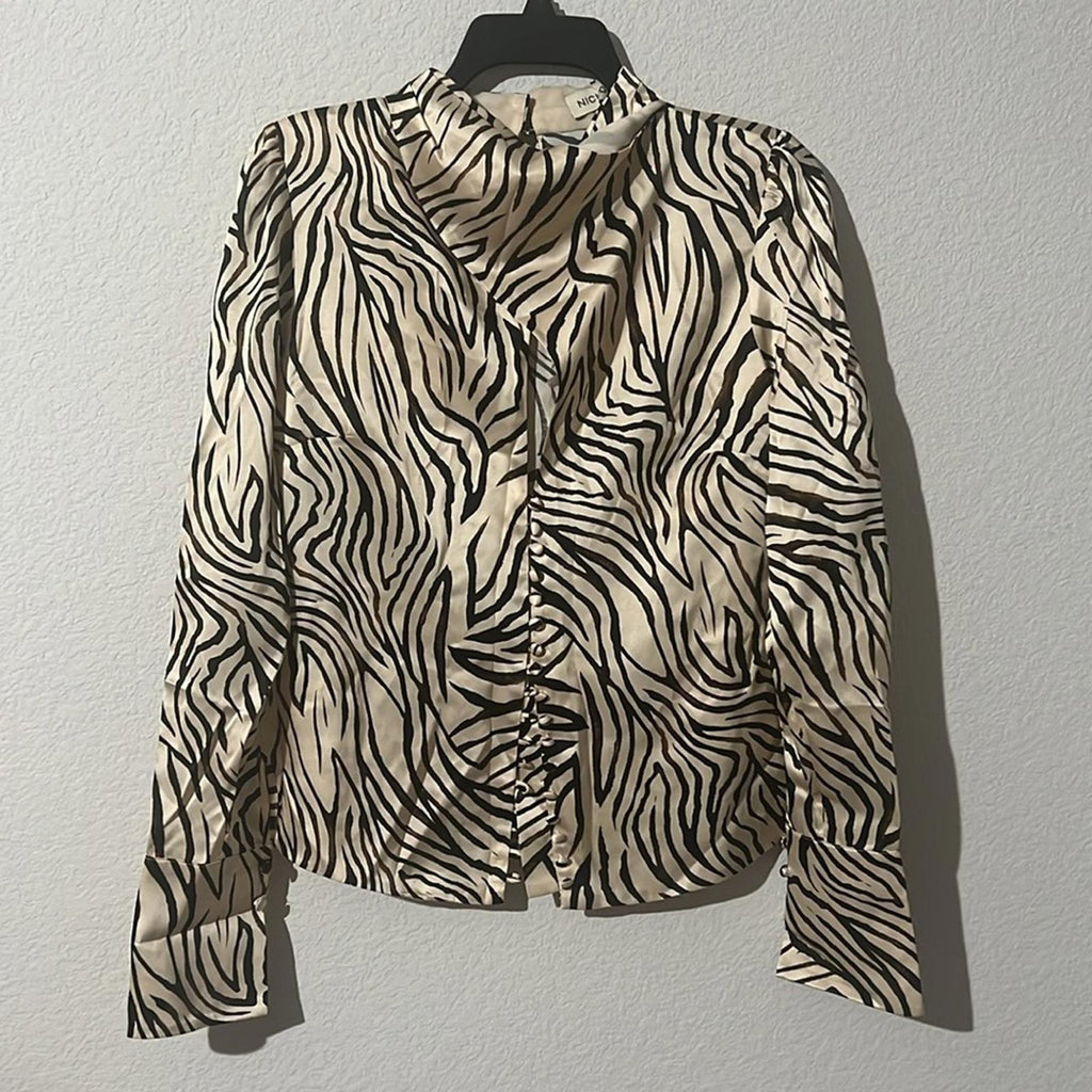 Nicholas Doris Cross Neck Keyhole L/S Blouse in Abstract Animal Print Size 2 NWT