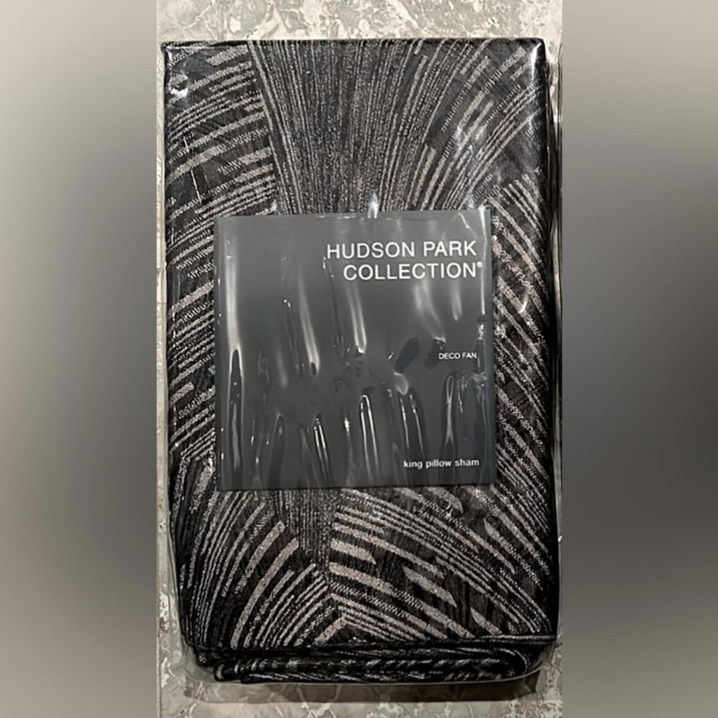 Hudson Park Collection Deco Fan King Pillow Sham, New in Box $145