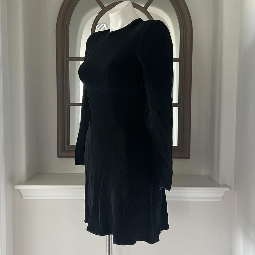 Giorgio Armani Fit & Flare Long Sleeve Ribbed Black Dress, Size 2, EXCELLENT!