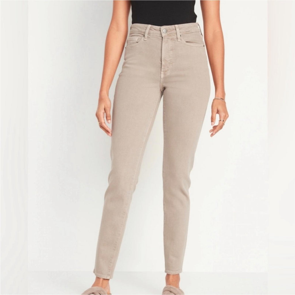NWT Old Navy BROWN High-Rise OG Straight Jeans/Pants, Size 8 New w/Tag