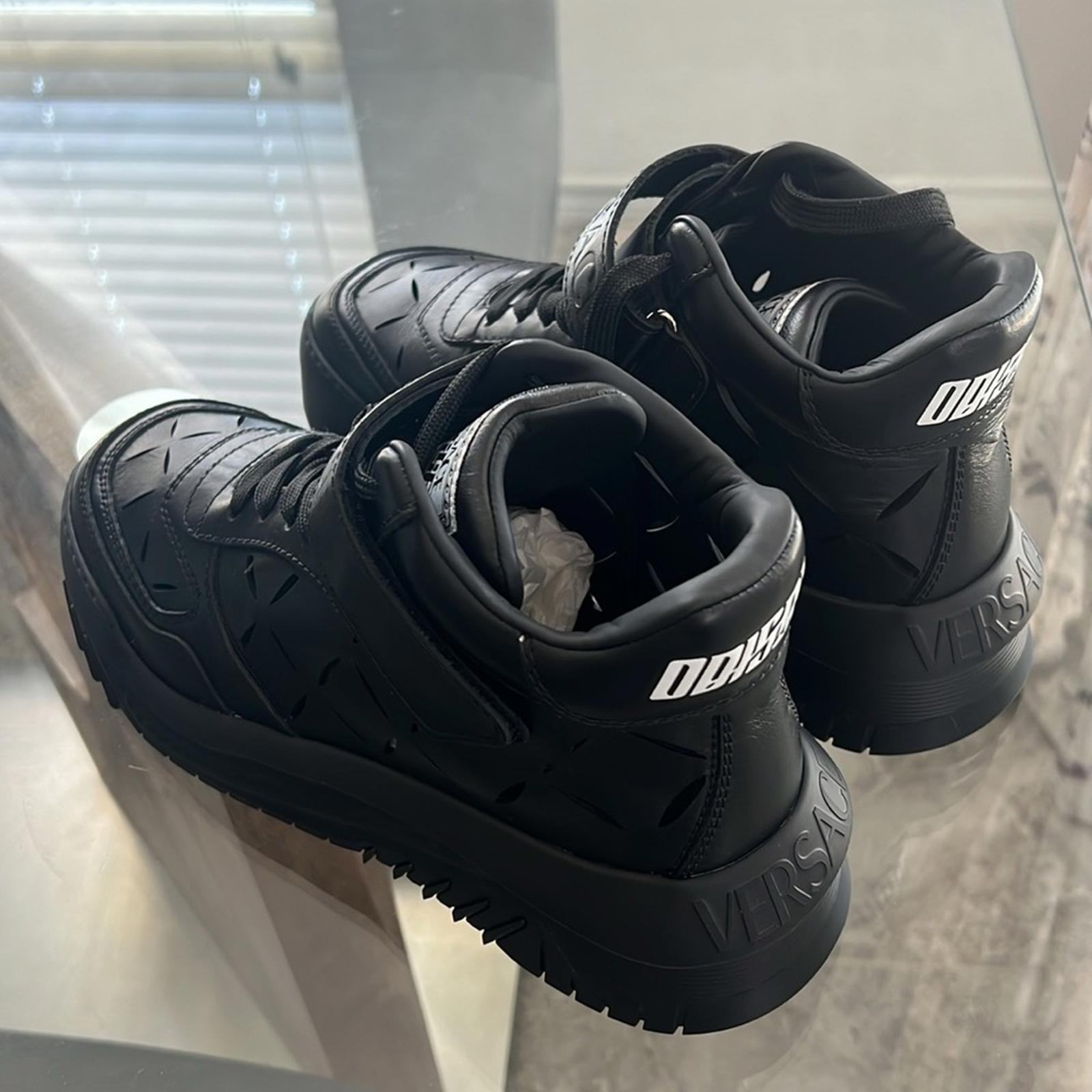 Versace Odissea Calf Leather High-Top Sneakers Black, Size 42 New+Dustbag $1,175