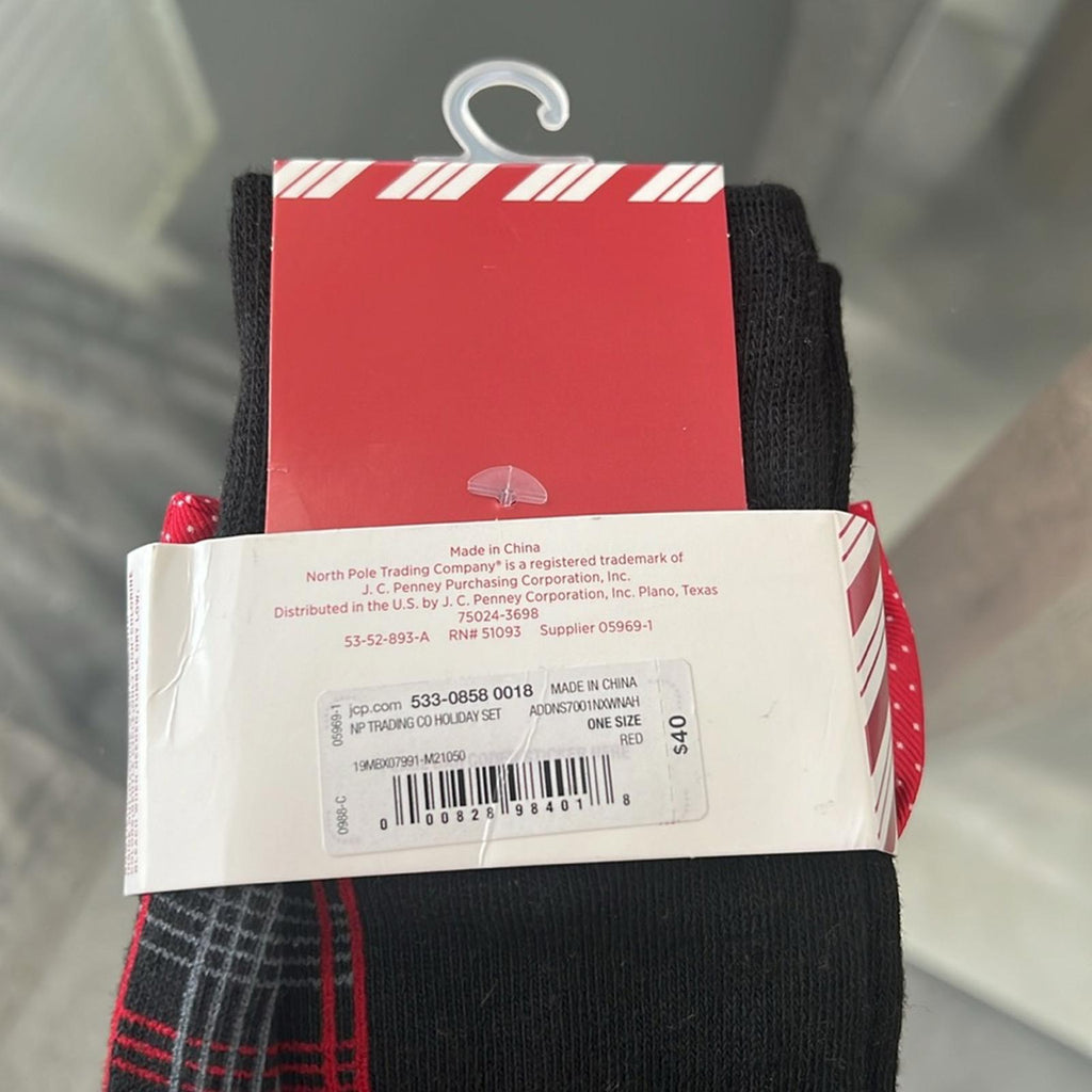 Bowtie & Sock Set from North Pole Trading Co. Fits Men’s Shoe Sizes 6-12 NWT