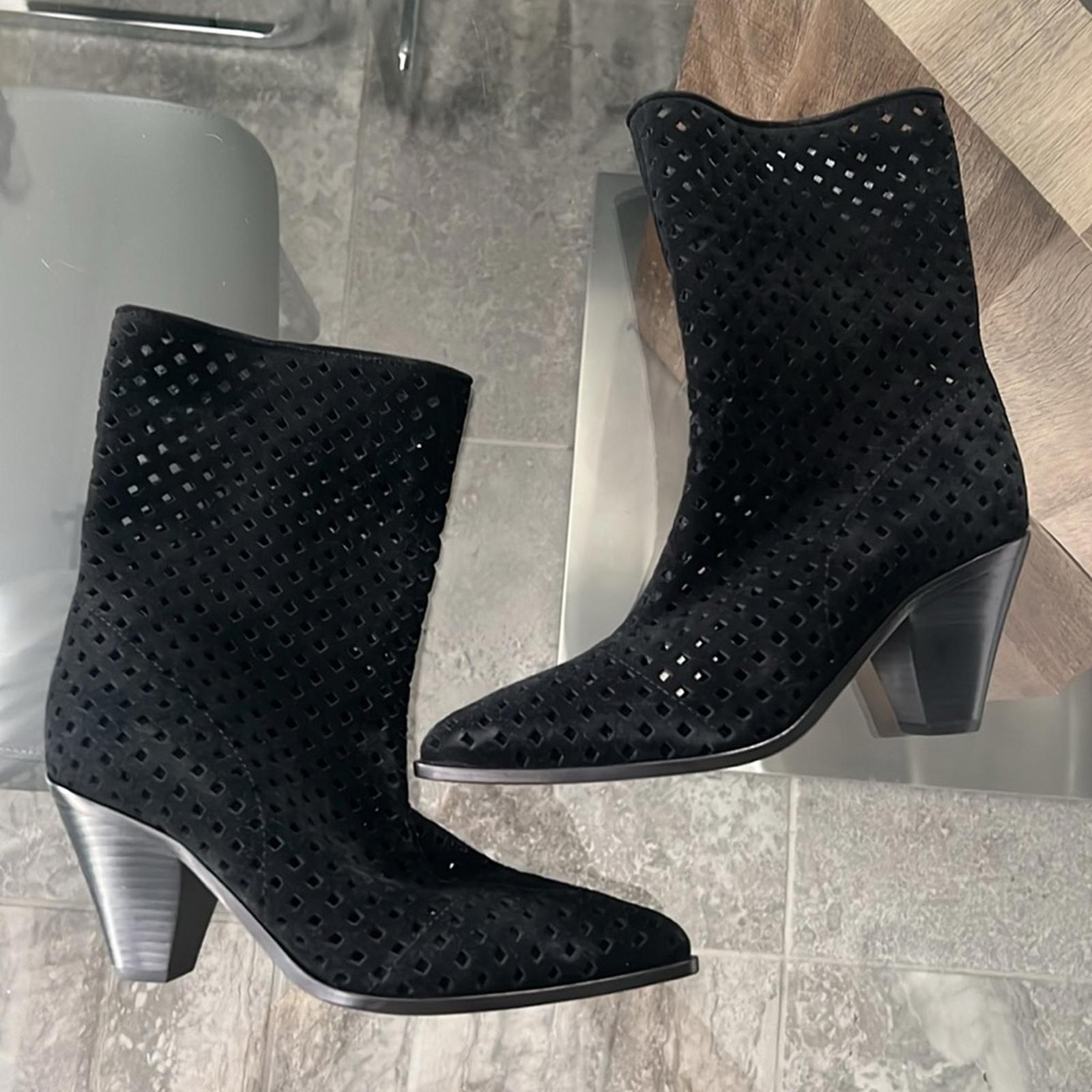 PAIGE Layla Leather Booties in Black, Size 6 New w/o Box Retail $398