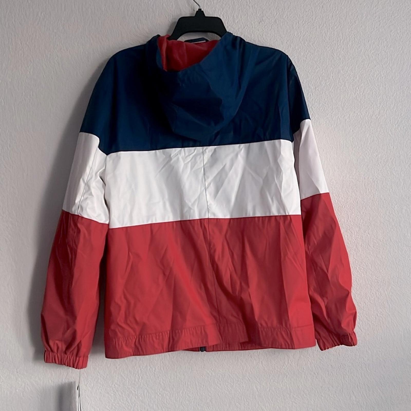 Club Room Rubberized Lightweight Hooded Rain Jacket Red, White, Blue Size S NWT