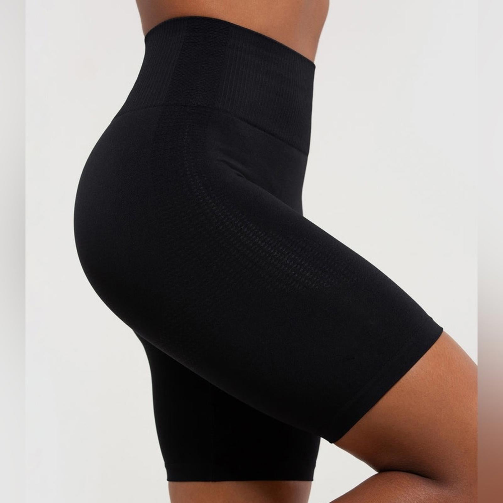 Women’s Best Power Seamless Cycling Shorts, Size S NWT in Original packaging