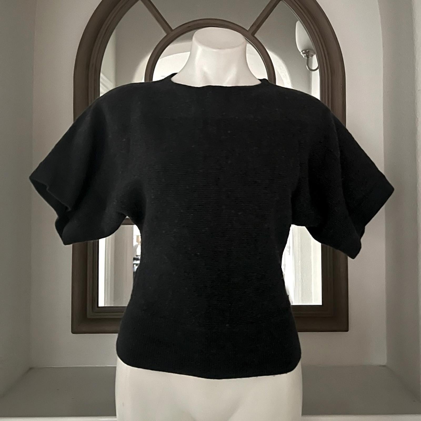 Trina Turk Merino Wool Knit Short Dolman Sleeve Sweater in Grey Size M EXCELLENT
