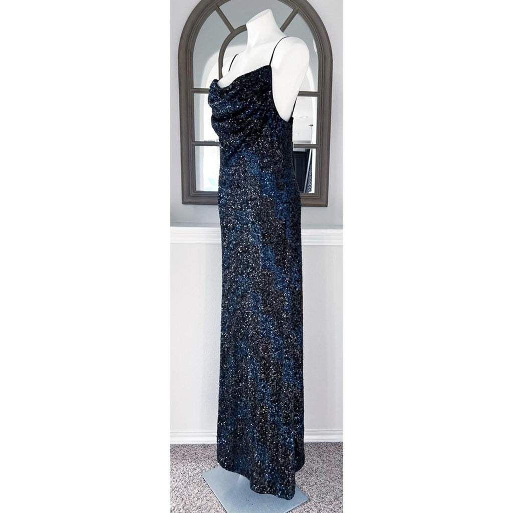 Halston Syrena Gown in Wave Sequined , Black/Navy Size 12 New w/Tag Retail $595