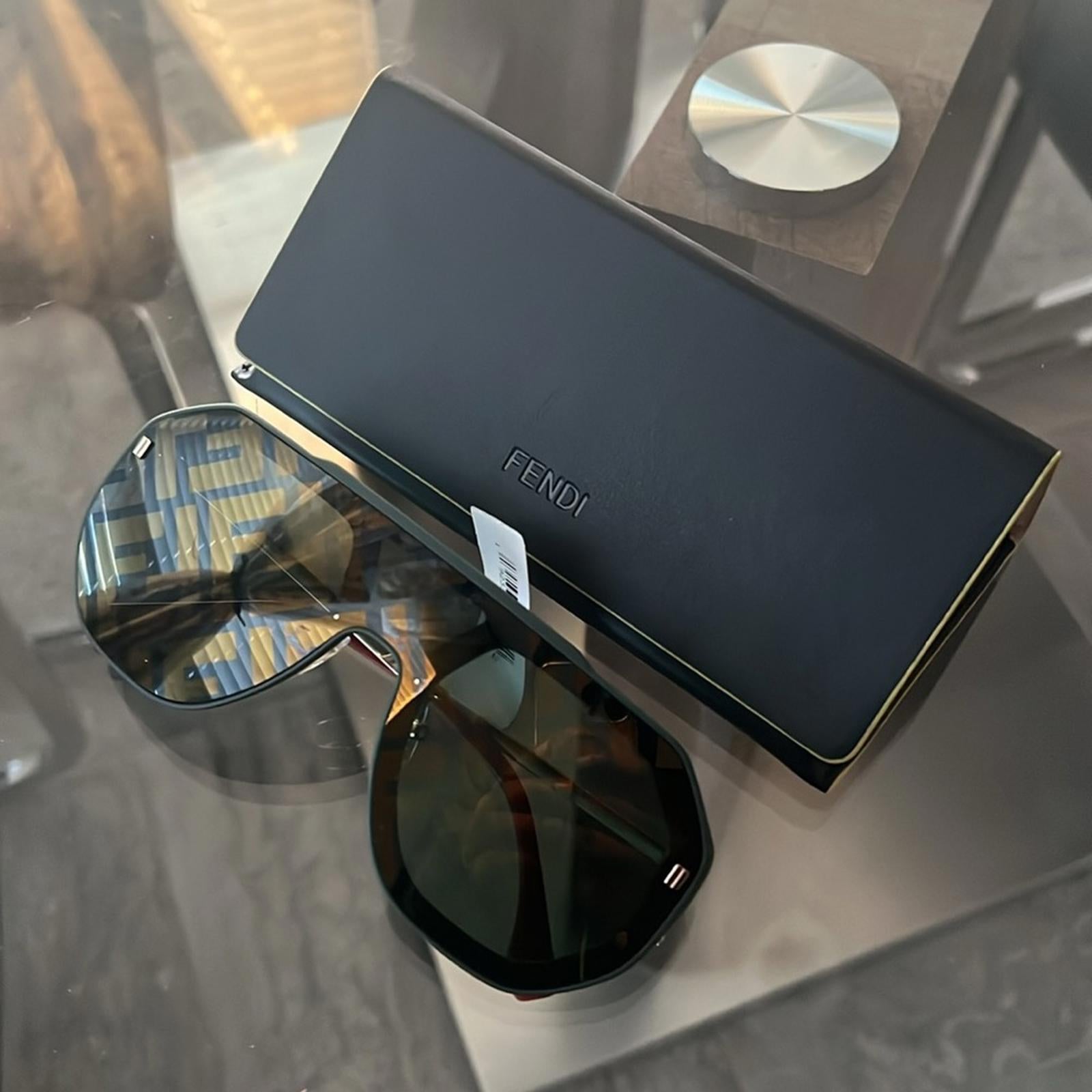 Fendi FF Evolution Mask Sunglasses with Case 142mm, New w/Tag, Full Inclusion