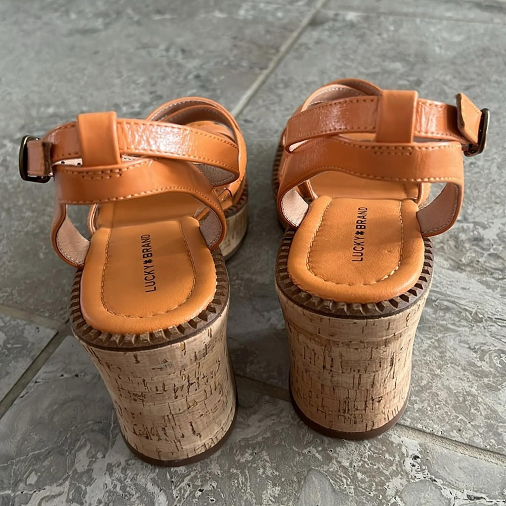 Lucky Brand Taiza Ankle Strap Platform Sandals in Sunflower Tan, Size 9.5 NEW