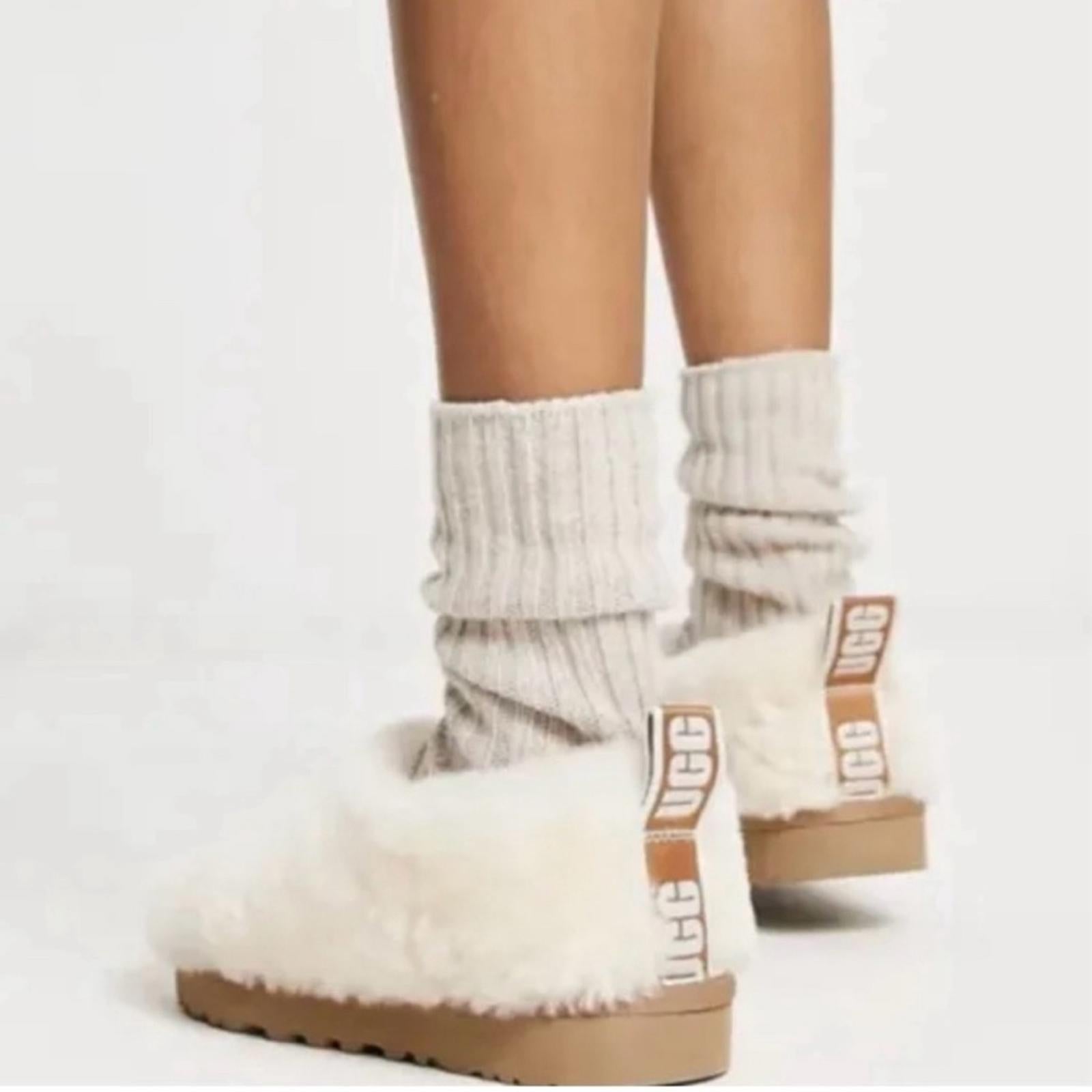 UGG Classic Cozy Fur Bootie in Natural Cream White Tan, Size 10 New in Box