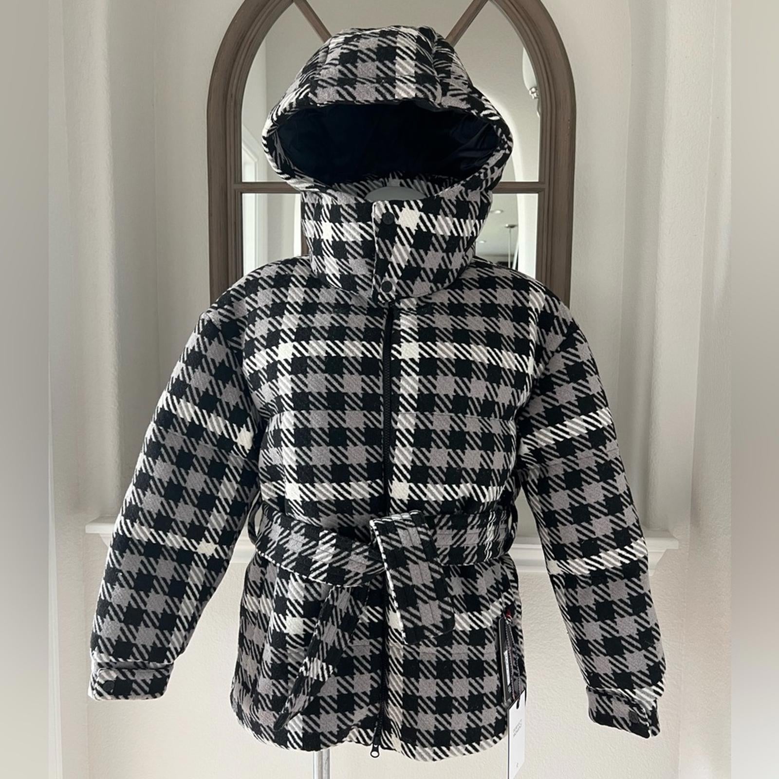 Perfect Moment Star Gingham puffer Jacket, Black & White Size M, New w/Tag