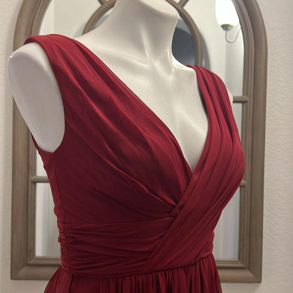 Dessy Floor Length Chiffon Shirred Skirt V-Neck Draped Dress in Burgundy Size 2