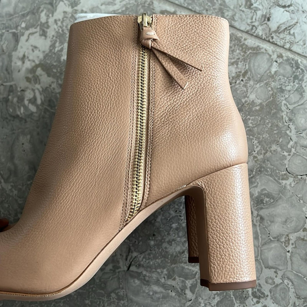 Kate Spade Knott Zip Booties, Light Fawn Pebble Calf Leather Size 11 New in Box