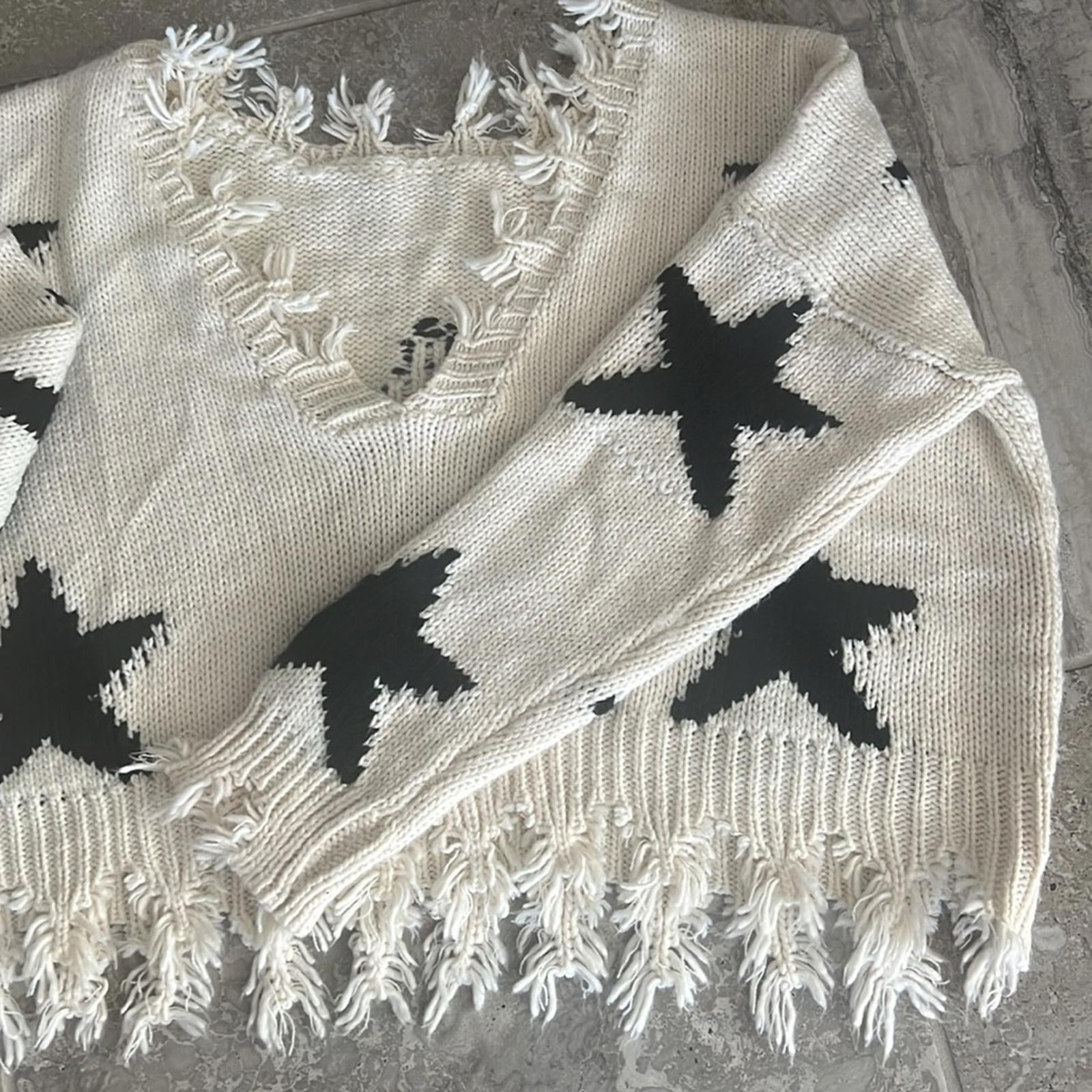STORIA Oversized Distressed Star Sweater with V-Neck Back, Size S EXCELLENT!