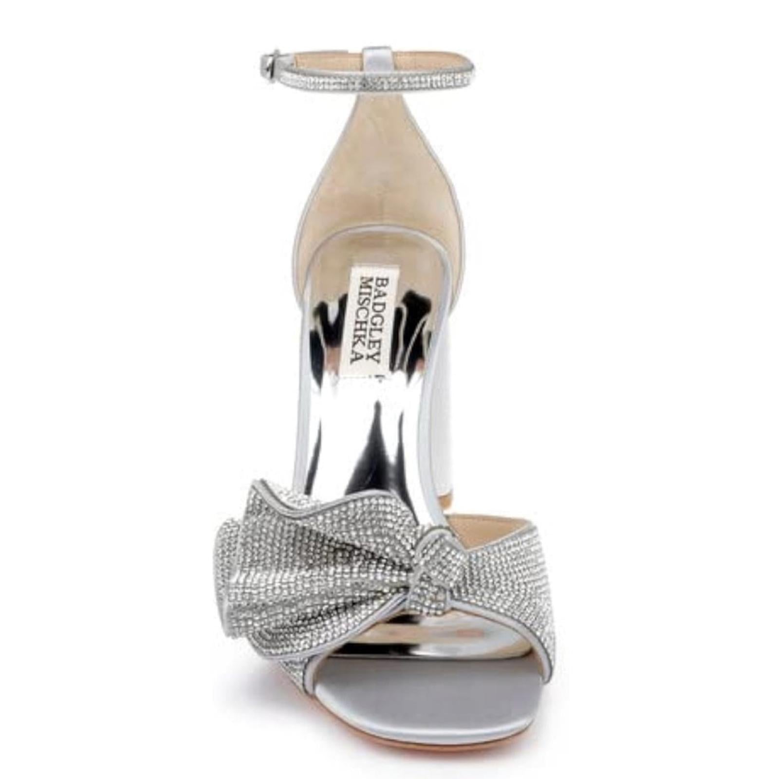 Badgley Mischka Poppy Heeled Sandals in Silver, Size 7 New in Box + Dust Bag