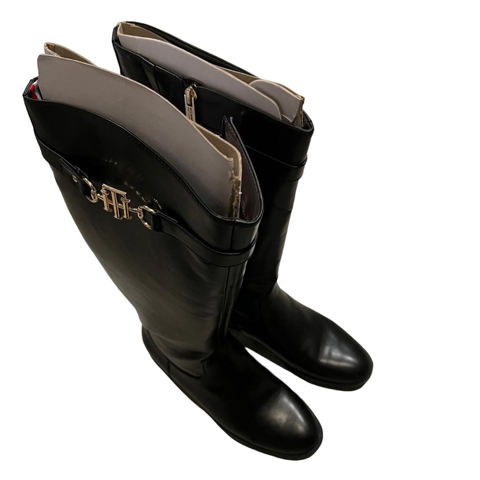 Tommy Hilfiger Inezy Riding Boots, Black Size 8.5 in Original Box Retail $149.50