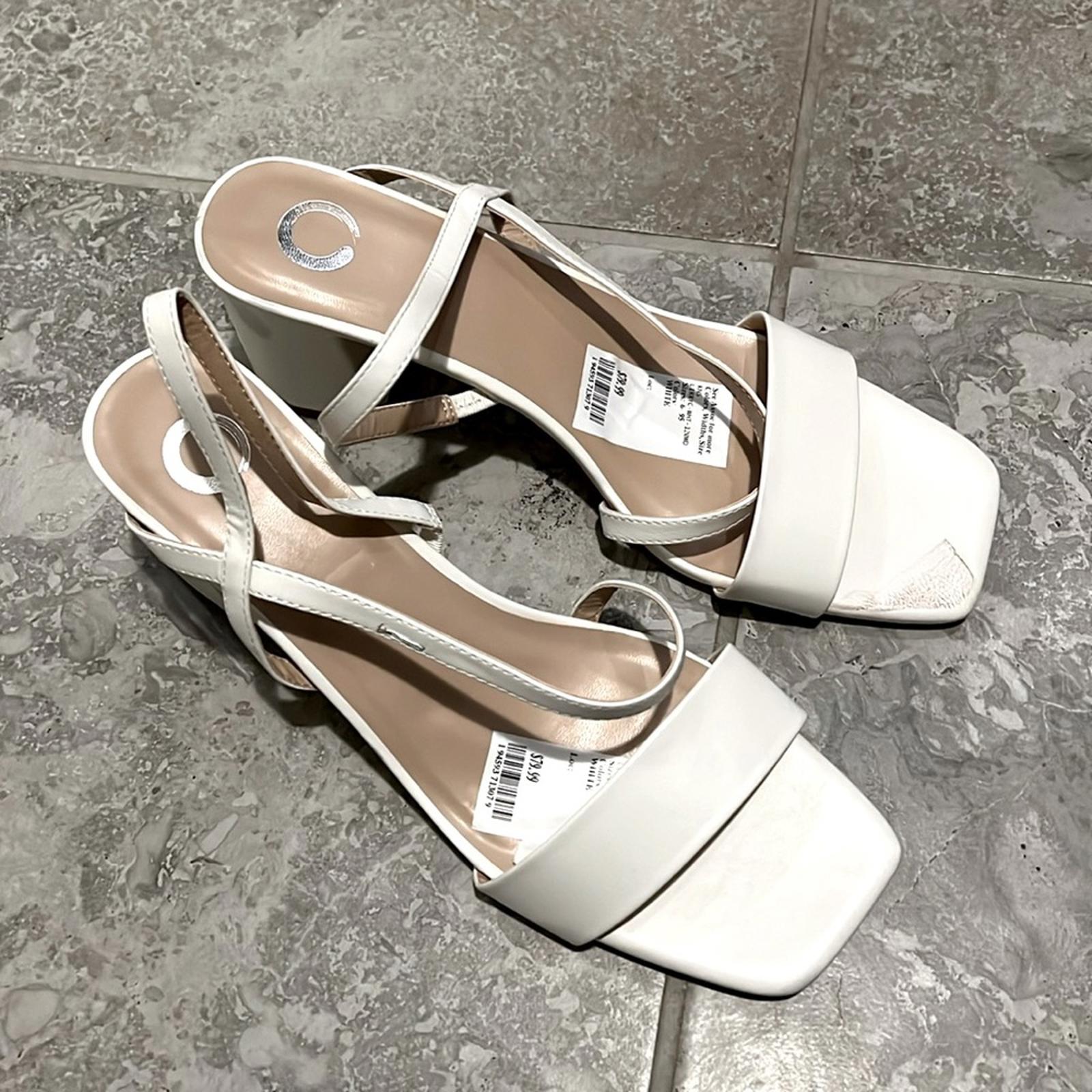 NEW Journée Collection Lirryc Dress Sandals in White, Size 12 New w/o Box