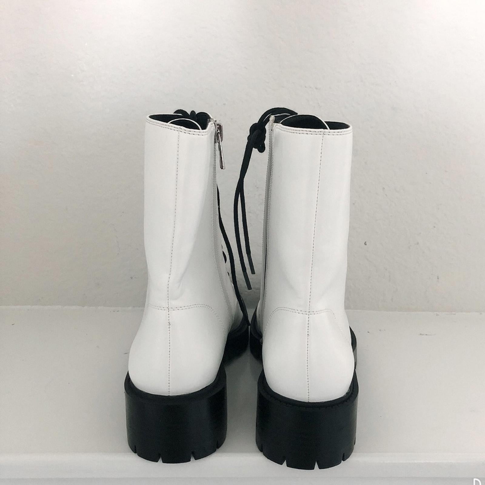 WhoWhatWear Platform Lace-Up Moto Boots in White, Size 8 New w/o Box