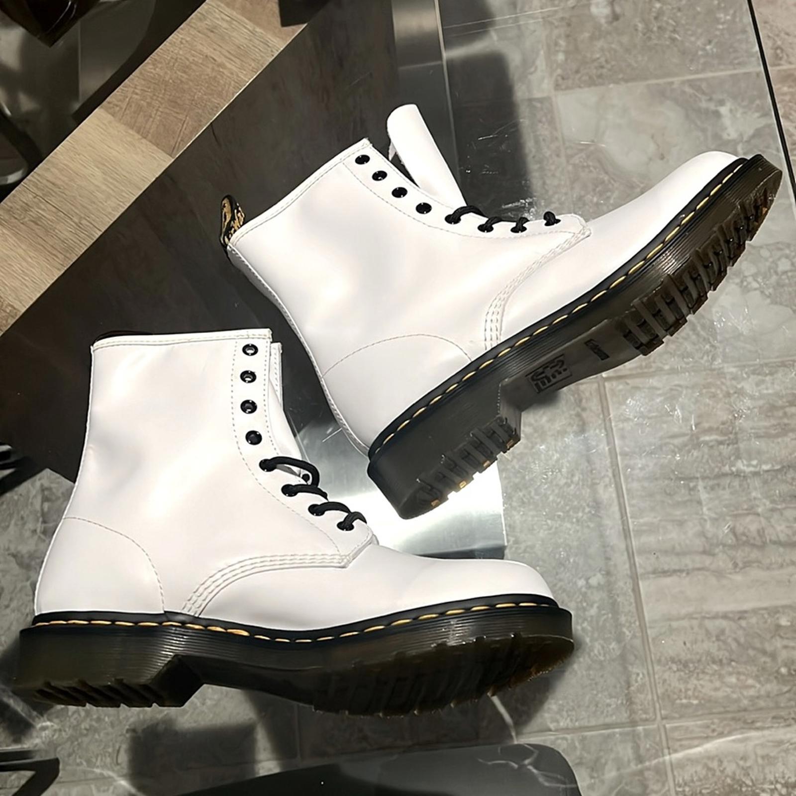 Dr Martens 1460 Softy Leather Lace-Up Boots, Size UK9 | EU43 | US11 New w/o Box