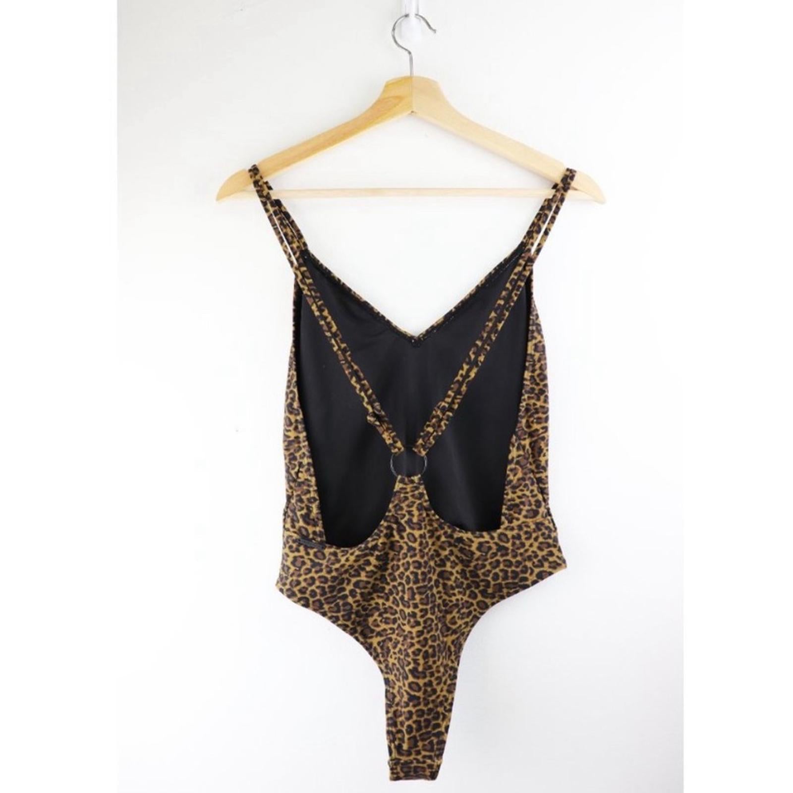 Kendall + Kylie Ring Back V-Neck One Piece Swimsuit Size M, New w/Tag $120