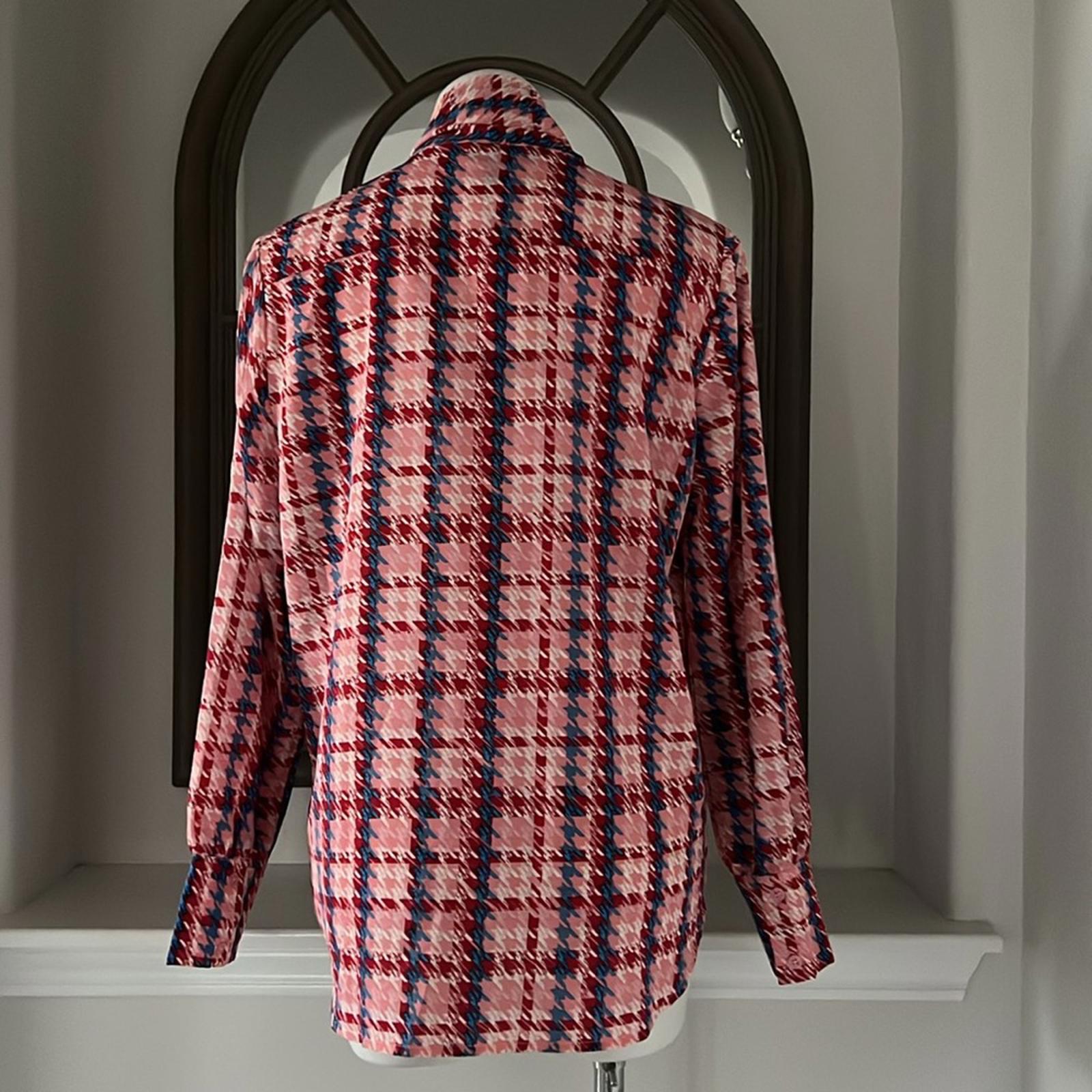 Gracia Aztec Print Long Sleeve Button Down Top, Size L New w/Tag $92