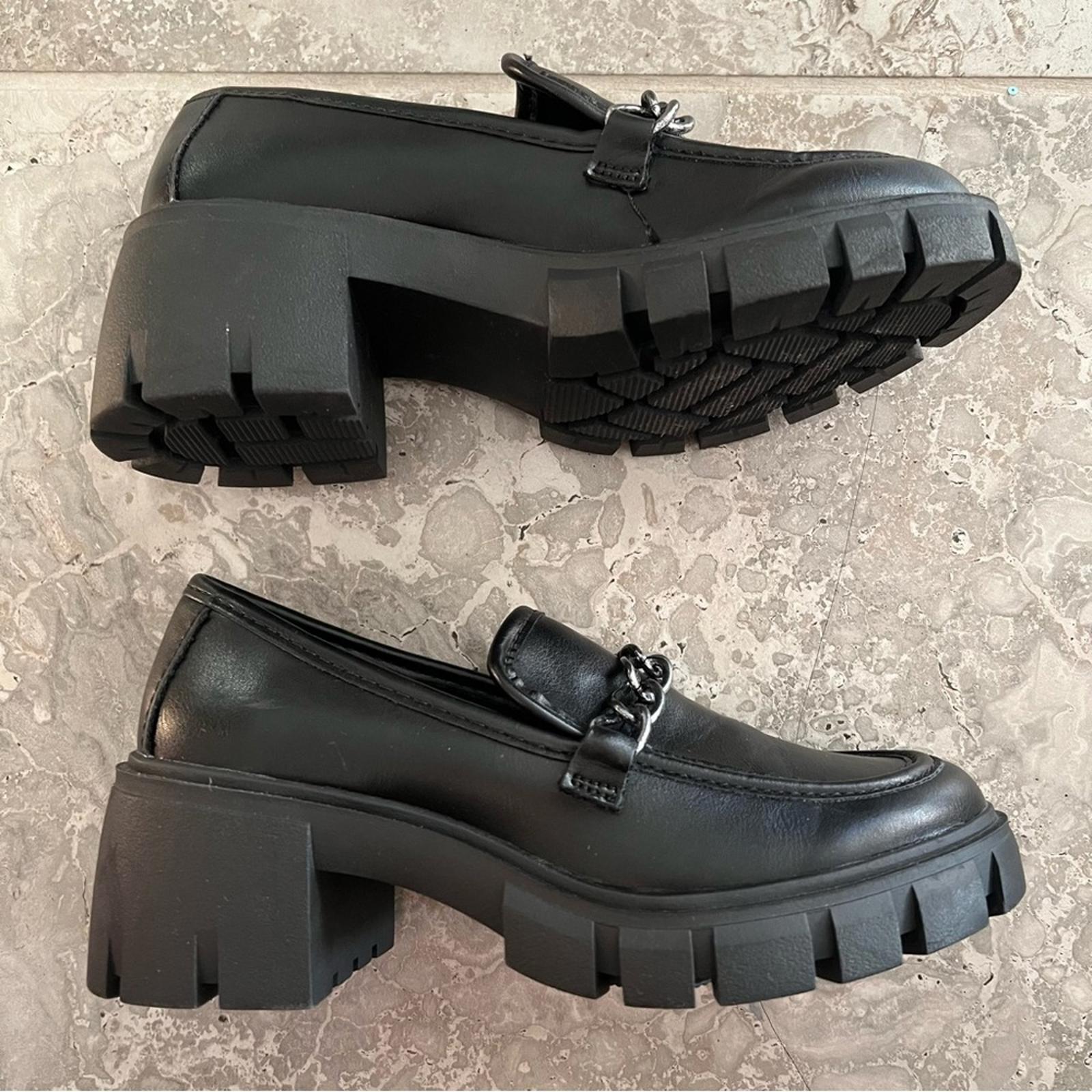Madden Girl Hoxtonn Loafers/ Shoes in Black, Size 5.5 New w/o Box