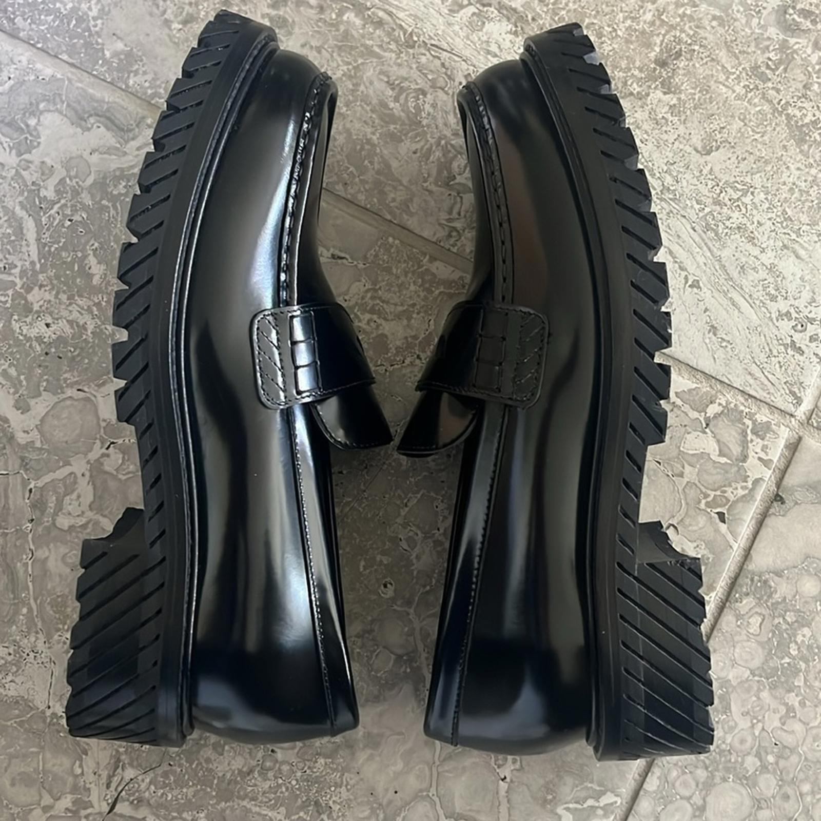 Off-White Diag-Stripe Black Leather Loafers, Size 41 NEW in Box +DustBag $1,055