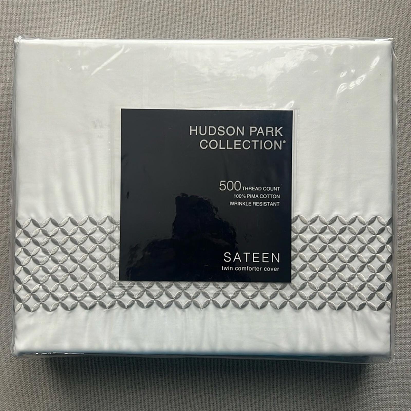 Hudson Park Collection Silver 500TC Embroidered Geo Duvet Cover, Twin NEW in Box