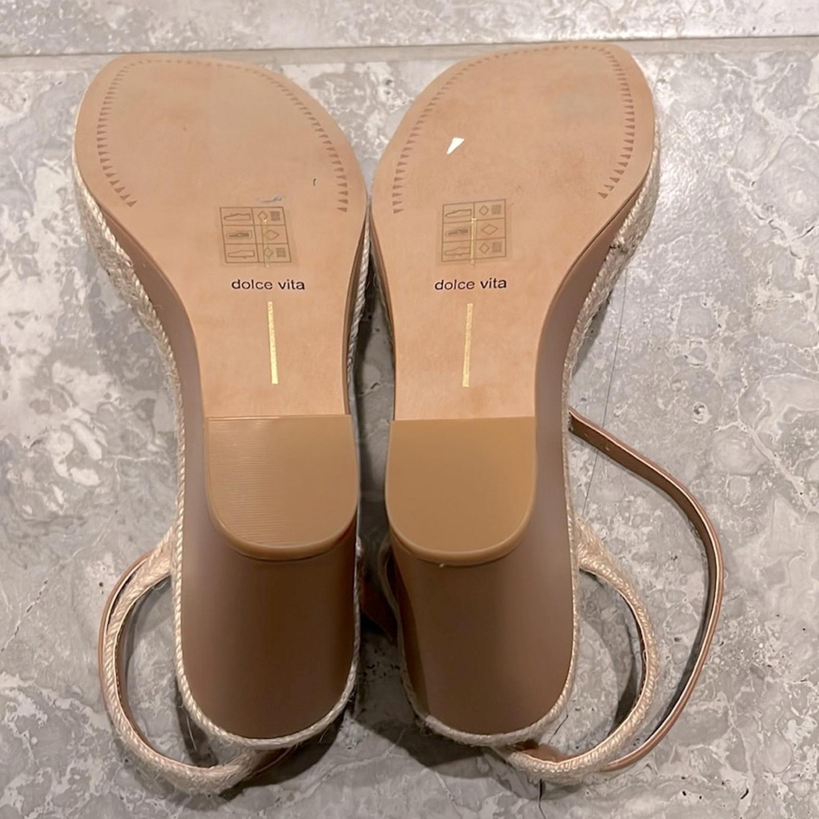 Dolce Vita Aurora Cedar Embossed Stella Platform Wedge Sandals Size 9.5 NWT