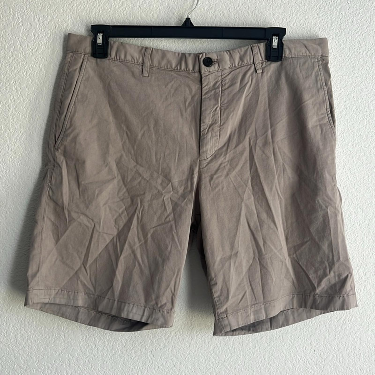 Theory Zaine Slim Straight 9" Shorts in Tapir/Tan, Size 36 NEW w/Tag