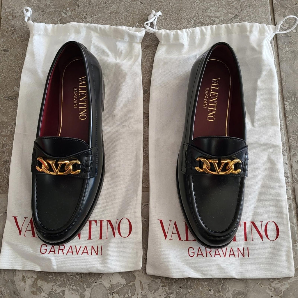 Valentino Garavani VLogo Chain Loafers in Black/Gold Size 42 NEW +DustBag $1,150