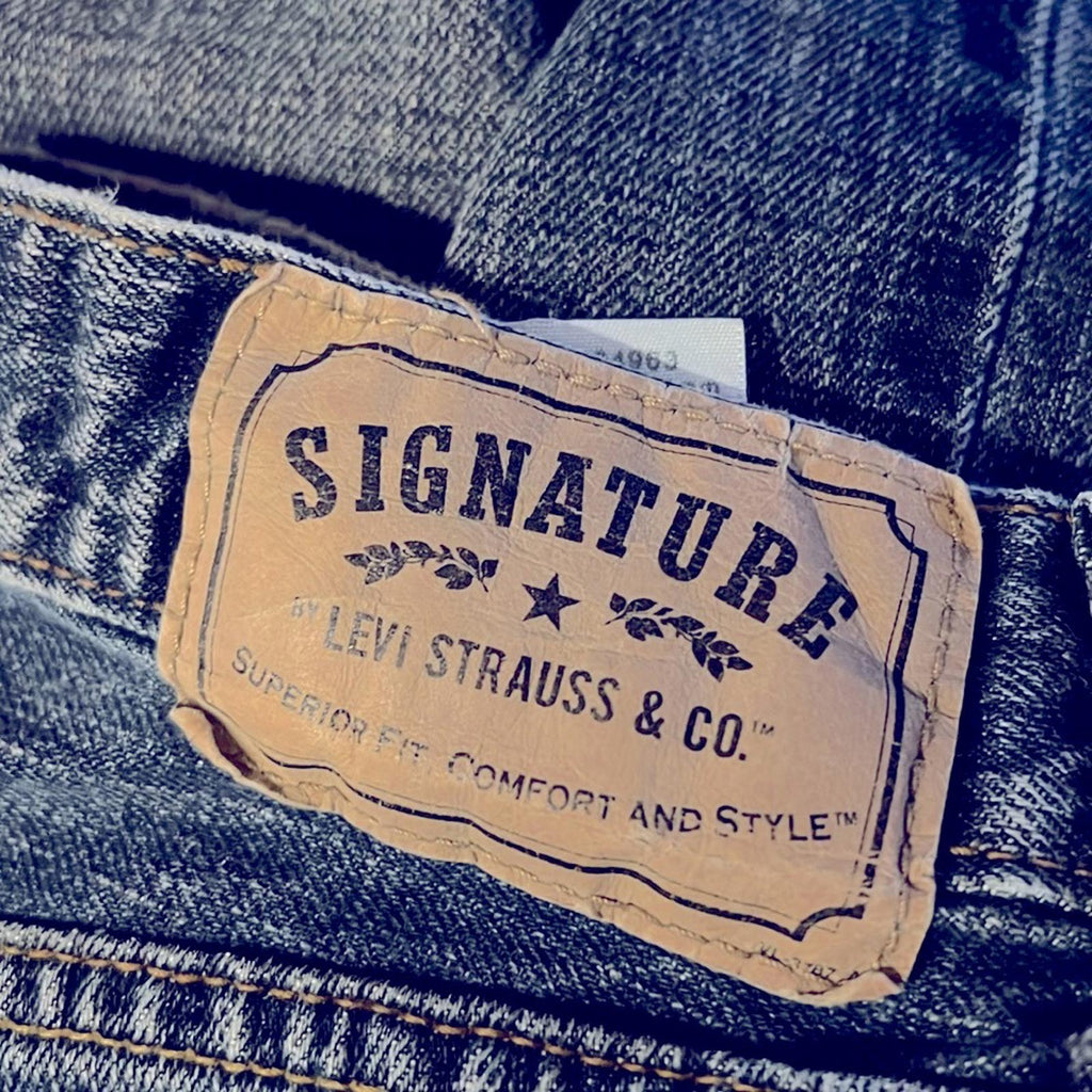 Signature Levi Strauss Straight Leg Jeans, Size W30 X L32