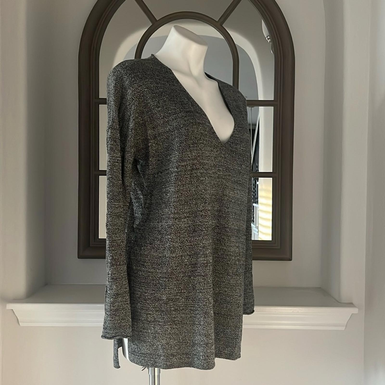 Aritzia Babaton Erin Sweater in Heather Grey Size S, EXCELLENT!