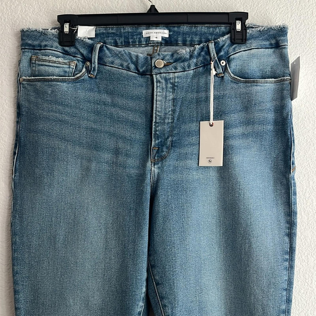 Good American Good Classic High-Rise Jeans in Light Blue, NWT, Size 16