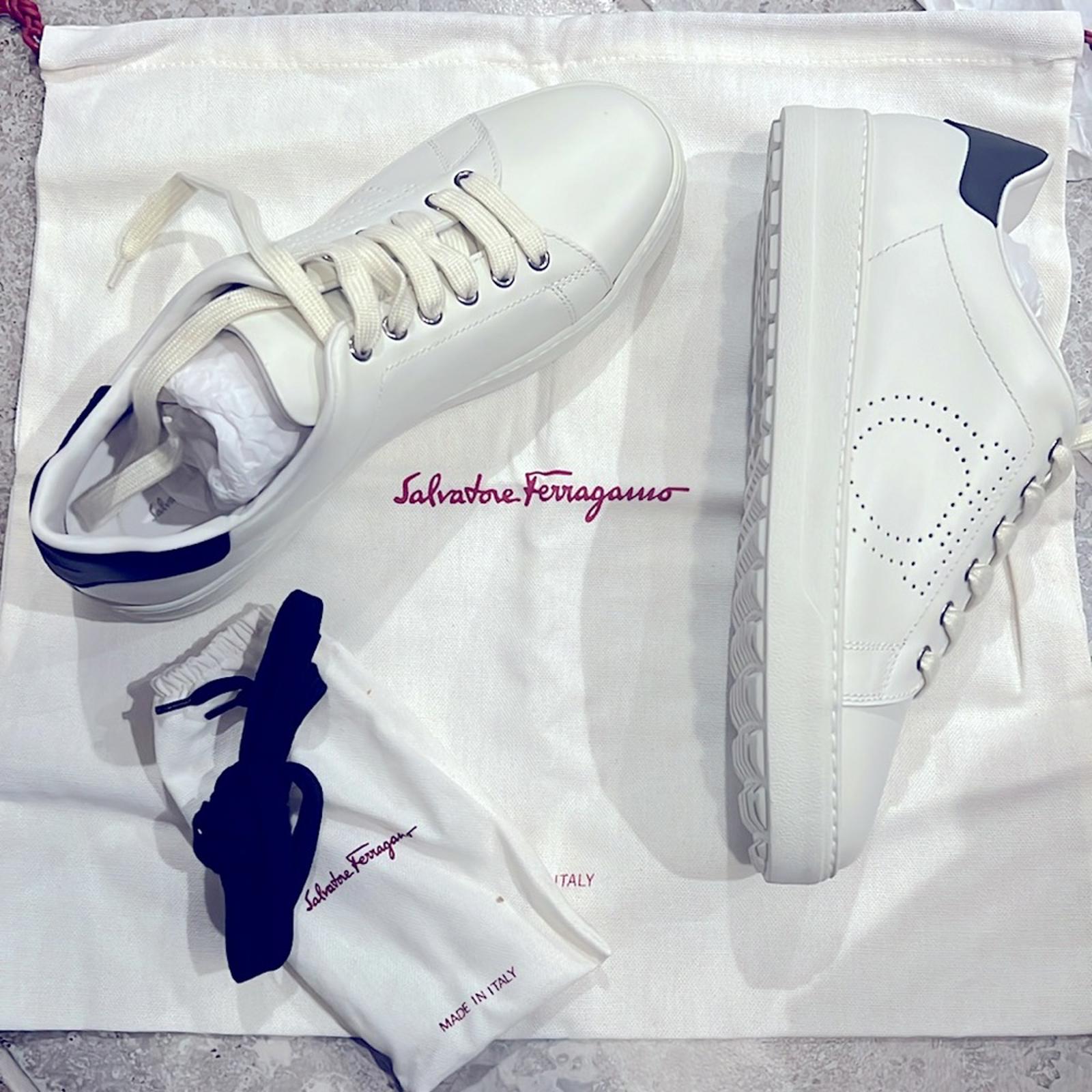 Ferragamo Pierre Low Top Sneakers in White Calf Leather, Size 41 New in Box