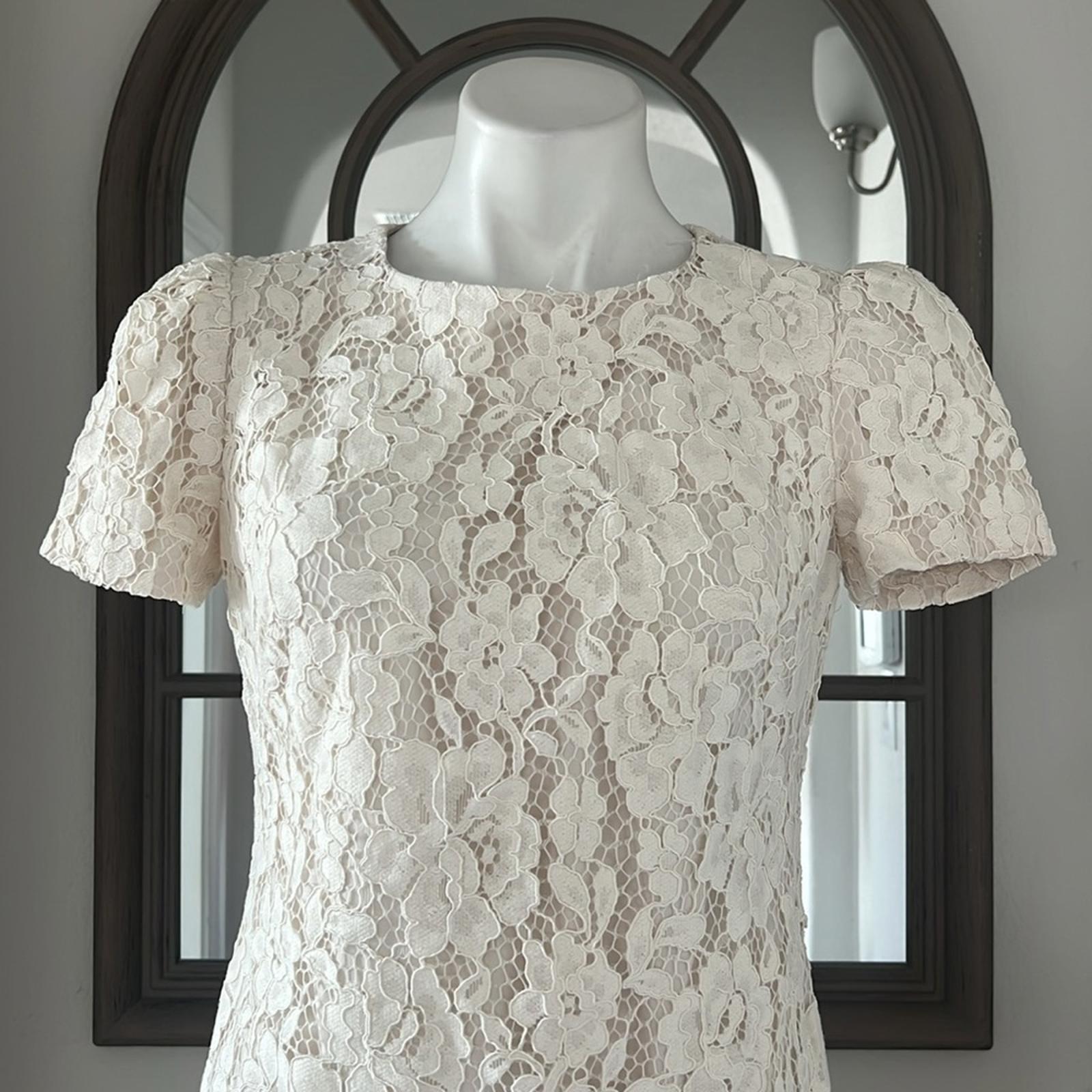 Lauren Ralph Lauren Puff-Sleeve Lace Cocktail Dress in Winter Cream Size 4 NWT